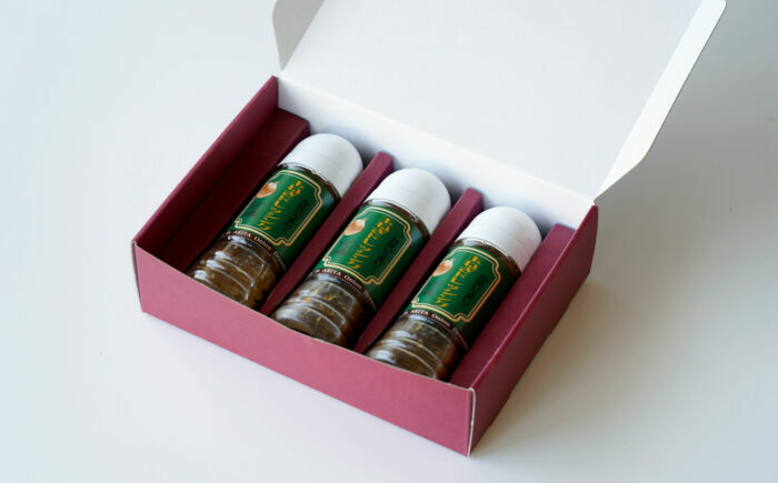 玉ねぎたっぷり！当店オリジナルの玉ねぎドレッシング3本セット / 調味料 / 佐賀県 / 西洋食堂信 [41APAA001]