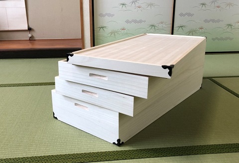 桐たんす 着物収納の定番 総桐衣装ケース3段：B650-005