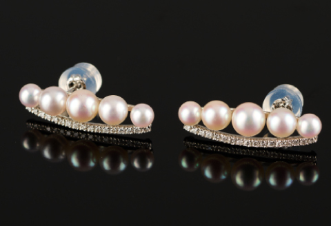 大人エレガント♪艶々アコヤ真珠ベビーパールDラインピアス：C374-001