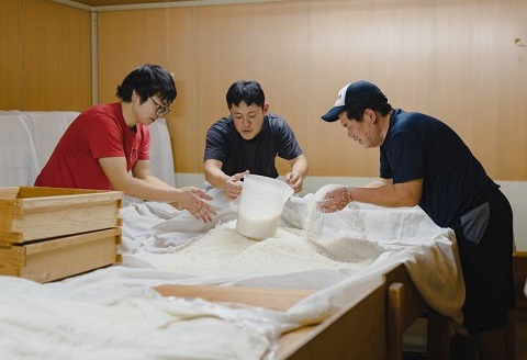 佐嘉酒造 特別純米酒 窓乃梅：B110-024