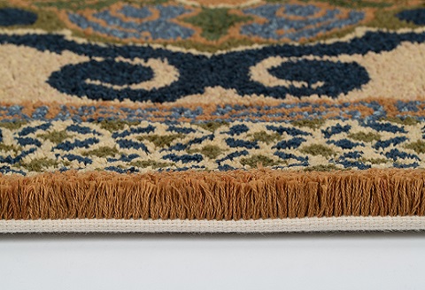 鍋島緞通[手刺繍]蟹牡丹文縁七宝/黄唐茶地：D127-002