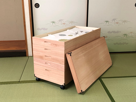 柿渋染め総桐衣裳箱 キャスター付5段 PKR-5C：B880-004