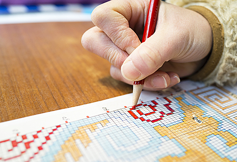 鍋島緞通【手織り】60×90cm 和の六彩：C711-005