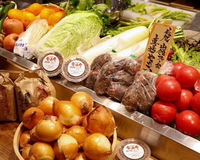 “佐賀県三瀬村ふもと赤鶏”でのお食事券（2名様分）：B180-059