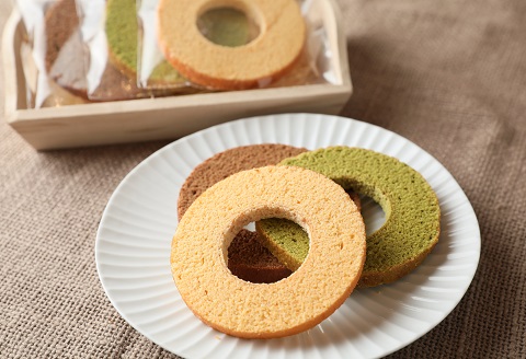 グルテンフリー!!自家米こめこのバウムクーヘンセット：B130-033