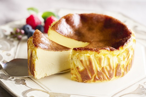 濃厚米粉バスクチーズケーキ：A080-003