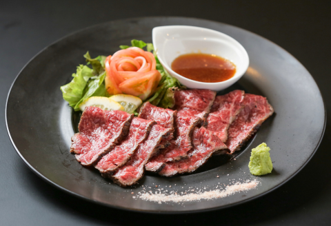 佐賀牛ローストビーフ 250g 自家製タレ付き：B190-015