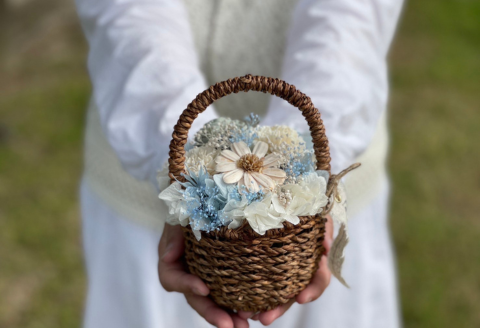 ドライフラワーバスケットアレンジ　ブルー：B240-018