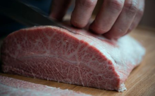 佐賀雌牛専門焼肉店の佐賀牛サーロインステーキ（200g）：B270-009