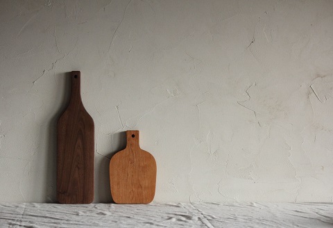 カッティングボード　ウイスキー（ウォールナット）：B170-020