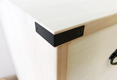 桐たんす キャスター付3段チェスト：C136-003