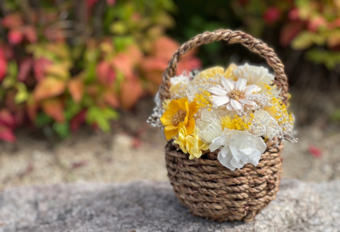 ドライフラワーバスケットアレンジ　イエロー：B240-017