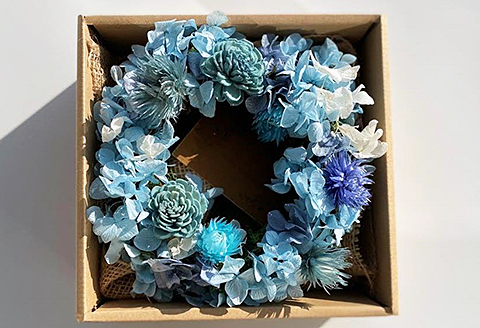 フラワーリース　ブルー：B180-039
