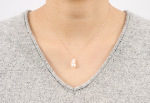 7.5ミリ可愛いアコヤバロックパールペンダントネックレス：B620-002