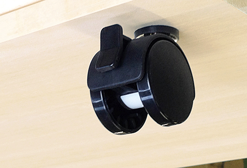 桐たんす キャスター付5段チェスト：C167-005