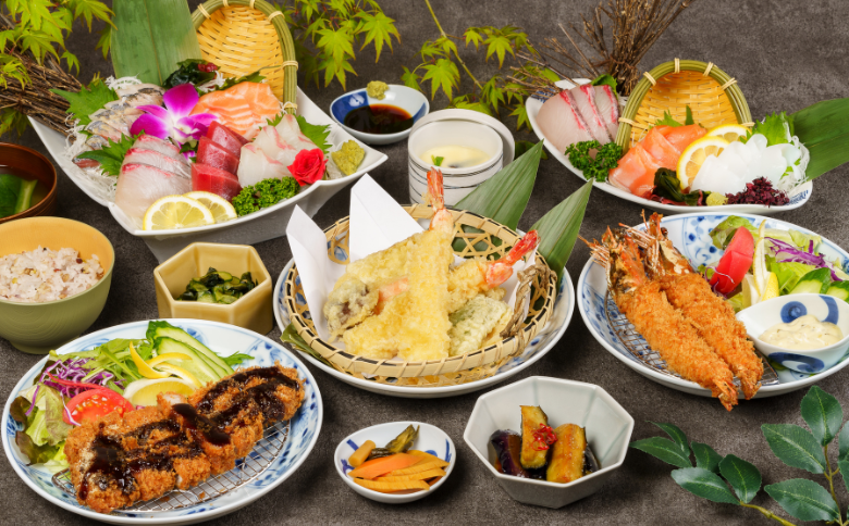 源泉掛け流し温泉 佐賀の湯処 KOMOREBI 入浴券 5枚 温泉 チケット 入浴券 こもれび KOMOREBI サウナ アウフグース 体験 源泉 炭酸水素塩泉 セルフロウリュ バレルサウナ 露天風呂 九州 佐賀県 佐賀市 湯どころ：B205-010