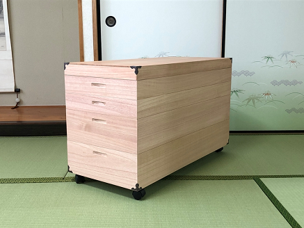 柿渋染め総桐衣裳箱 キャスター付浅深4段 PKR-4DC：B880-003