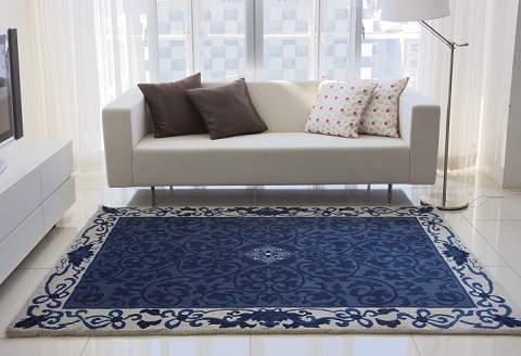 鍋島緞通 [手刺繍] 花唐草唐花文 浅縹地：D255-003