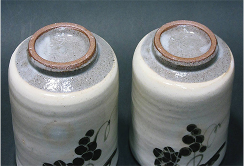 唐津焼 絵粉引唐津 夫婦湯呑(ぶどう) お茶 お祝い ペア ギフト