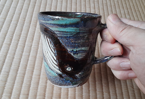唐津焼 刷毛目唐津鯨紋マグカップ コーヒーカップ コップ くじら クジラ 可愛い おしゃれ ギフト