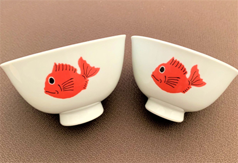 目出鯛器 茶碗大小セット 唐津の焼物 茶碗大×1 茶碗小×1 お食い初め 百日祝い 出産祝い 誕生日 入学祝い お祝い事 プレゼント等