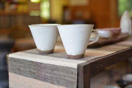 白マット コーヒーカップセット 唐津の焼物 食器 贈り物