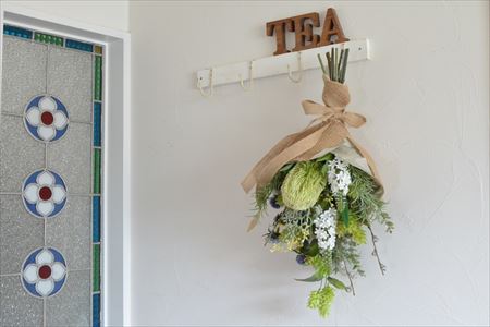 枯れないお花 アーティフィシャルフラワーのグリーンスワッグ 長さ約55~58cm 幅28~30cm 奥行き約17~20cm ギフト 全てラッピング発送