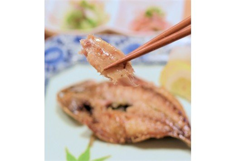 グルメ大賞受賞【無添加・無着色】旬の人気 干物 お酒のおともセット 旬あじ開き(淡塩造り) 旬アジ醤油みりん干し 呼子 イカ一夜干し 国内加工 エイヒレ ひもの 干物