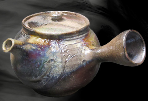 唐津焼 備前唐津 急須(登り草) 茶こし付き 茶器 きゅうす 日本茶 緑茶 ティーポット 食器 ギフト