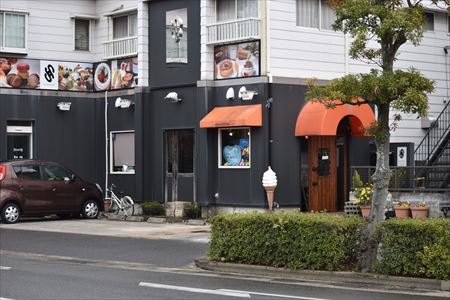 食パン 1斤 4個入(純食×2斤・白苺と白あん・紅茶とオレンジ) 生クリームは純生クリーム最高峰『あじわい』を使用 バター・小麦粉も国産