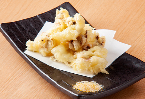 「鮮度抜群！捌きたて瞬間冷凍」活イカ姿造り(100g前後)サイズ2杯セット！格別な食感と甘みは日本一と名高い呼子の活イカ姿造りをご家庭で。