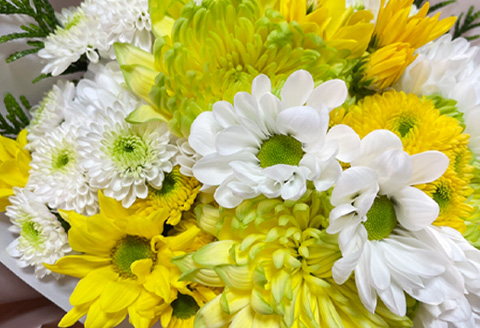 仏花におすすめ そのまま飾れるお供えスタンドマムブーケ 水替え不要 生花 お花