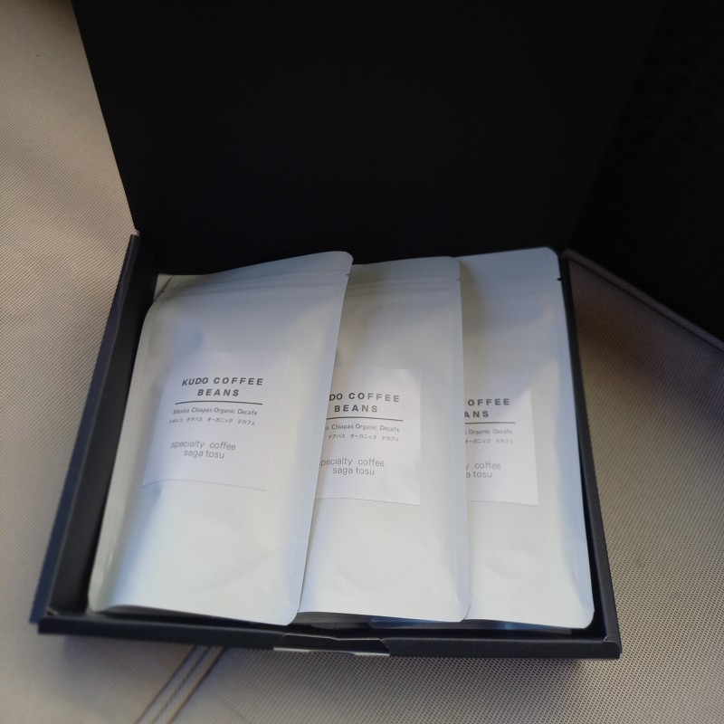 珈琲 クドー珈琲豆店 スペシャルティコーヒー カフェインレス珈琲 (ウォーターマウンテン方式) メキシコ (豆 or 粉)【100g×3】：豆