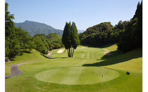 z-21 佐賀クラシックゴルフ倶楽部プレー券（５，０００円）