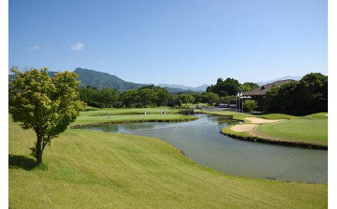 ｅ-８　佐賀クラシックゴルフ倶楽部プレー券（１５，０００円分）