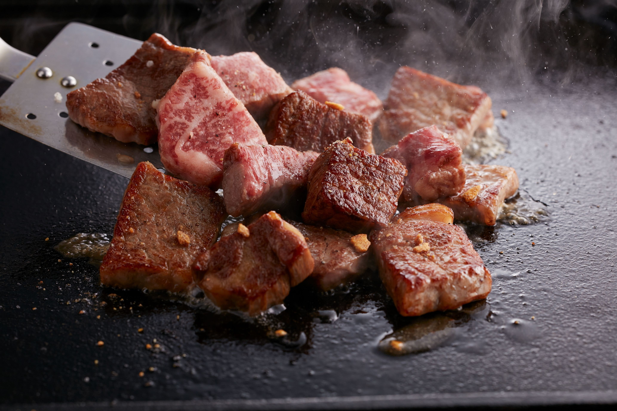 ＜厳選肉専門店 ふじ匠＞ 佐賀牛サイコロステーキ 196-J1175