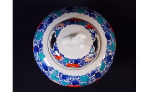 【伊万里焼】色鍋島唐草文香炉【市川冬山窯】 037-H1227