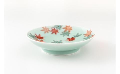 【伊万里焼】青磁色鍋島紅葉文5寸高台皿 023-H628