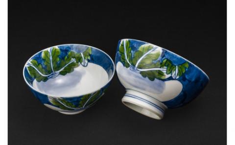 【伊万里焼】蕪絵お茶碗（大1つ・小1つ） 035-H680