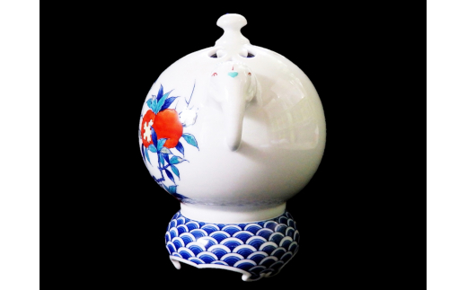 【伊万里焼】市川冬山窯「色鍋島柘榴文台付香炉」 037-H754