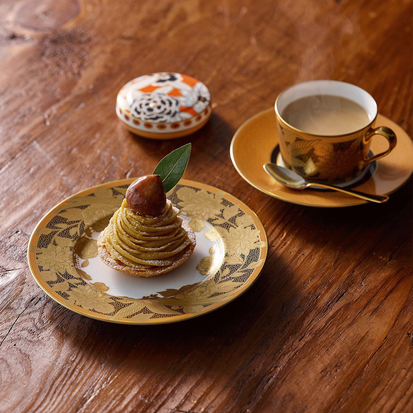 オマージュ コレクション 19cmプレート（橙絵花鳥文） 058-H1147