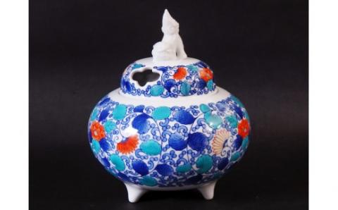 【伊万里焼】色鍋島唐草文香炉【市川冬山窯】 037-H1227