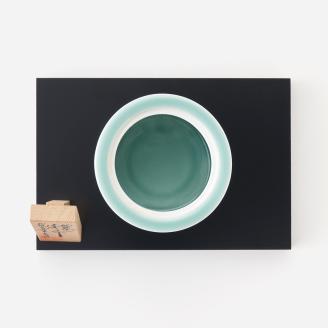 青磁鎬彫筒型香炉 027-H1008