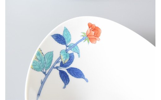 【伊万里焼】薔薇反パスタ皿 赤・青（色選択・どちらか1枚をお届け） 028-H1191