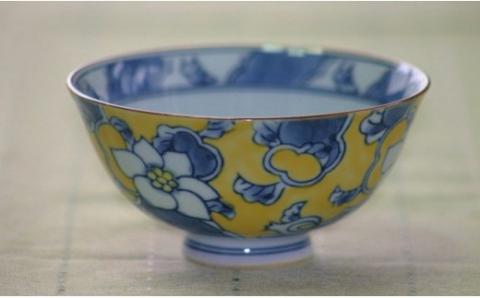 【伊万里焼】彩り唐花飯碗 茶碗（1個） 032-H306