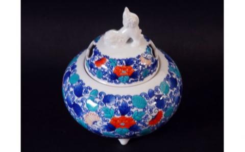 【伊万里焼】色鍋島唐草文香炉【市川冬山窯】 037-H1227