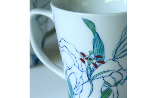 【伊万里焼】カサブランカマグカップ 花柄（染錦）【アトリエまりゑ】 135-H933