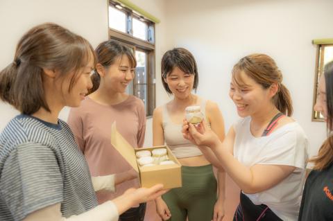 ＜ギフト対応可＞牛乳を使わない優しいプリン 2種類セット計4個 129-F176