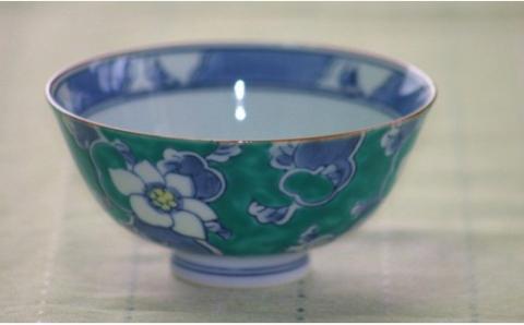 【伊万里焼】彩り唐花飯碗 茶碗（1個） 032-H306
