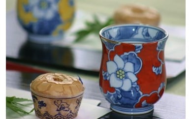 【伊万里焼】彩り唐花湯呑（1個） 032-H305
